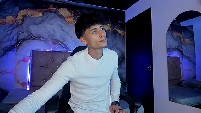 MaxiimoRomano  online show from 05/08/26, 01:26