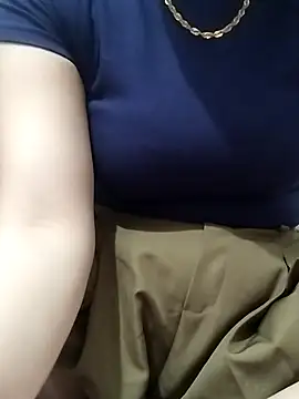 Snapshot of Shina_veter chatting on 03/23/26, 05:18 Shina veter online show from 03/23/26, 05:18