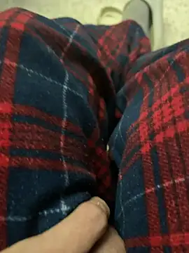 Snapshot of alextn22 chatting on 03/23/26, 05:46 alextn22 online show from 03/23/26, 05:46