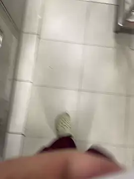 Snapshot of alextn22 chatting on 03/22/26, 02:40 alextn22 online show from 03/22/26, 02:40