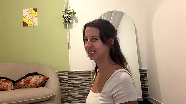 Snapshot of Julieta_Jol chatting on 05/12/26, 01:39 Julieta Jol online show from 05/12/26, 01:39