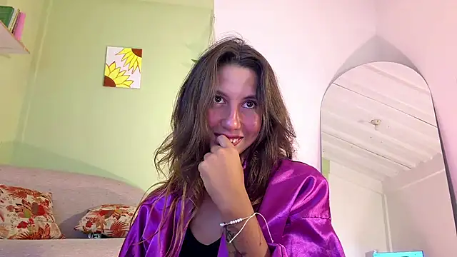 Snapshot of Julieta_Jol chatting on 08/03/26, 02:45 Julieta Jol online show from 08/03/26, 02:45