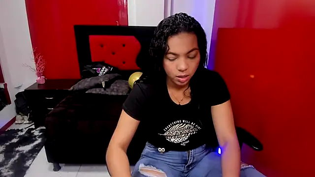 adhara angelss online show from 04/22/26, 07:53