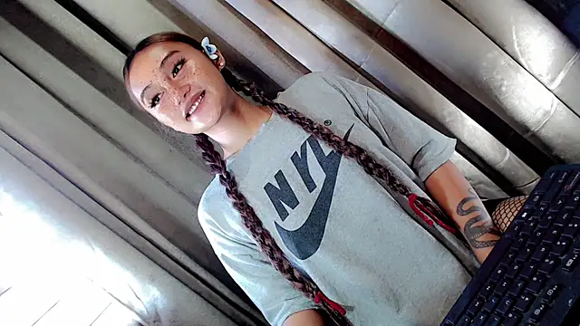 Jessicasfantasy online show from 04/10/26, 01:56