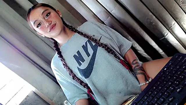 Jessicasfantasy online show from 03/21/26, 01:40