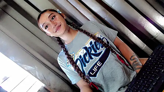 Jessicasfantasy online show from 04/11/26, 01:35