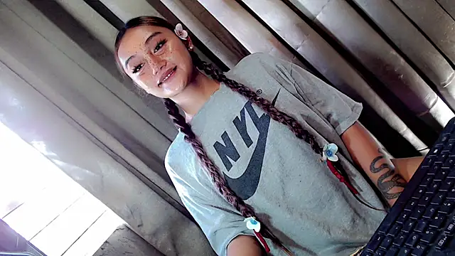 Jessicasfantasy online show from 04/02/26, 04:30