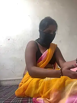 Snapshot of Surbhibaby chatting on 04/16/26, 06:08 Surbhibaby online show from 04/16/26, 06:08