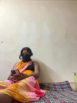 Snapshot of Surbhibaby chatting on 03/25/26, 05:23 Surbhibaby online show from 03/25/26, 05:23