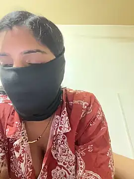 Snapshot of Surbhibaby chatting on 05/08/26, 05:28 Surbhibaby online show from 05/08/26, 05:28