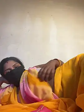 Snapshot of Surbhibaby chatting on 03/22/26, 04:41 Surbhibaby online show from 03/22/26, 04:41