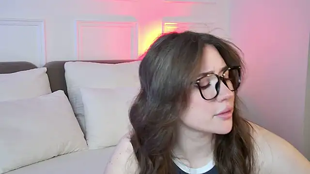 MeganStrane online show from 05/14/26, 06:10