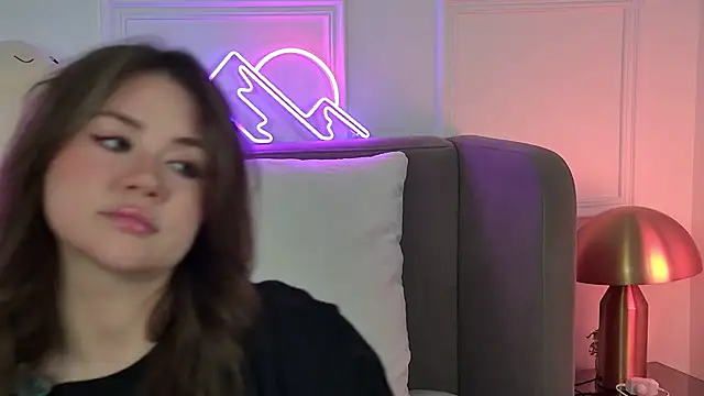 Snapshot of MeganStrane chatting on 06/29/26, 06:09 MeganStrane online show from 06/29/26, 06:09