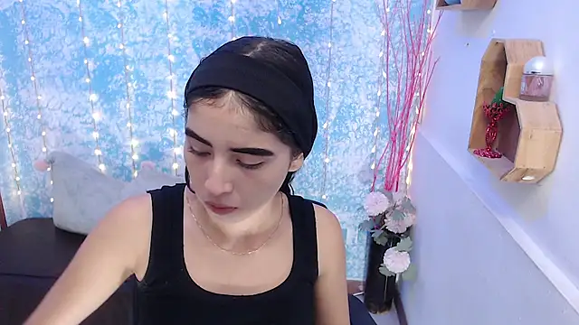 Snapshot of Melodi_velasquez chatting on 04/02/26, 04:30 Melodi velasquez online show from 04/02/26, 04:30