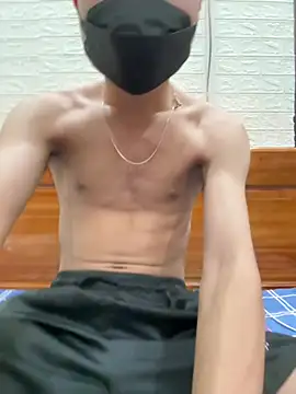 Hoanganhdayroii online show from 04/06/26, 03:13