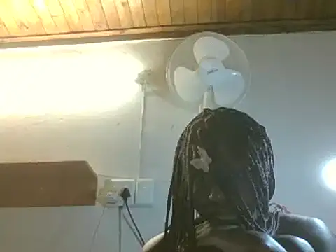 candice2099 online show from 03/19/26, 01:38