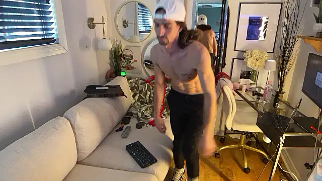 DylanBrook online show from 04/07/26, 10:00