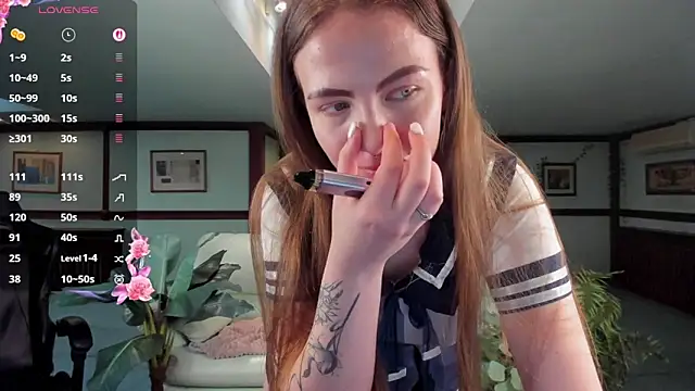 Kirarustle1 online show from 04/06/26, 04:46