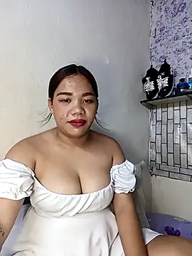 Snapshot of Sweet_Disteen chatting on 04/05/26, 12:50 Sweet Disteen online show from 04/05/26, 12:50