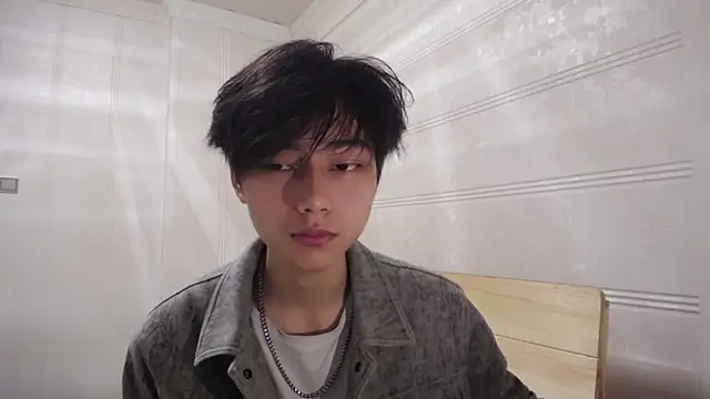 Snapshot of XX-XIUXIU chatting on 04/30/26, 12:23 XX-XIUXIU online show from 04/30/26, 12:23