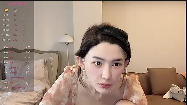 kiki-12 online show from 07/15/26, 09:27