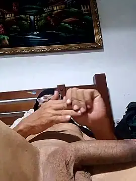 Snapshot of Amberes12 chatting on 04/10/26, 07:04 Amberes12 online show from 04/10/26, 07:04