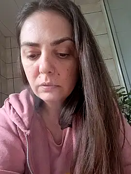 Arya Malone online show from 06/02/26, 11:43