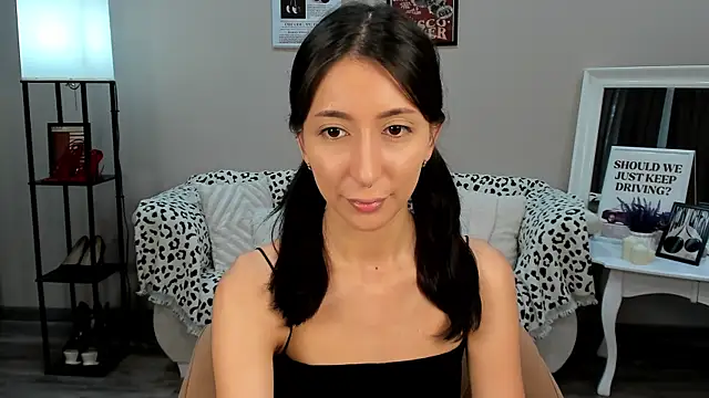 DanaRoges online show from 05/22/26, 06:11