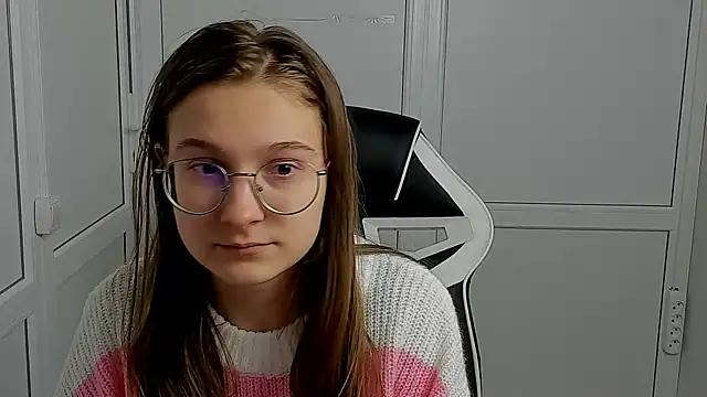 Mia kristal online show from 04/08/26, 07:10