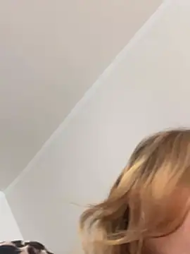 SophiaWestend online show from 04/03/26, 01:28