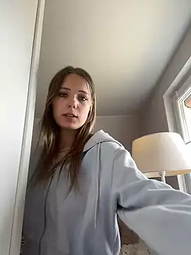 SophiaWestend online show from 04/05/26, 11:28