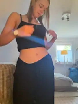 SophiaWestend online show from 04/14/26, 10:09