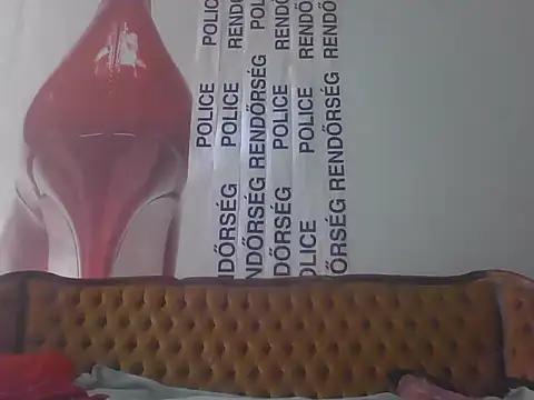 Evamilfhungary online show from 04/19/26, 07:20