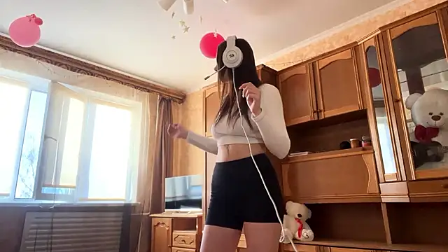 Snapshot of HelenaBargo chatting on 03/22/26, 05:10 HelenaBargo online show from 03/22/26, 05:10