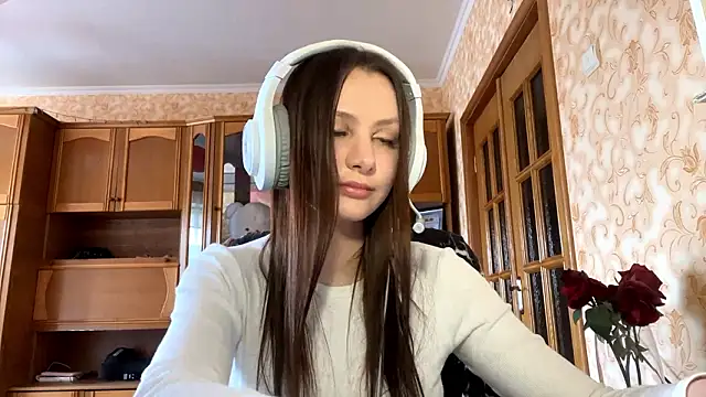 Snapshot of HelenaBargo chatting on 03/20/26, 09:10 HelenaBargo online show from 03/20/26, 09:10