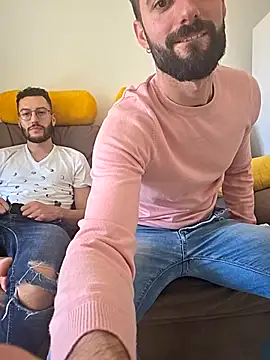 AmicisegretiITA online show from 04/08/26, 02:29