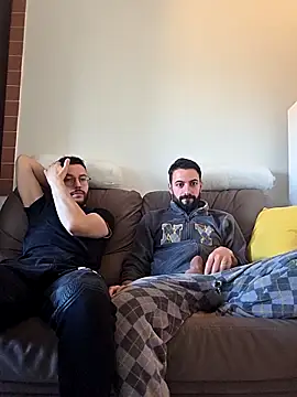 AmicisegretiITA online show from 04/07/26, 05:31