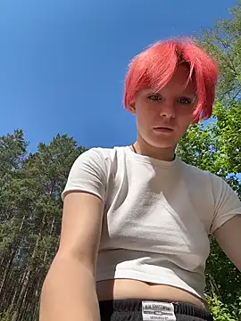 NinaParri online show from 05/28/26, 04:20