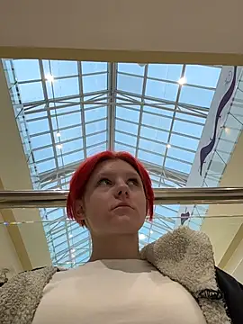 NinaParri online show from 05/16/26, 10:36