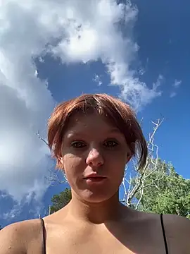 Snapshot of NinaParri chatting on 07/14/26, 10:21 NinaParri online show from 07/14/26, 10:21
