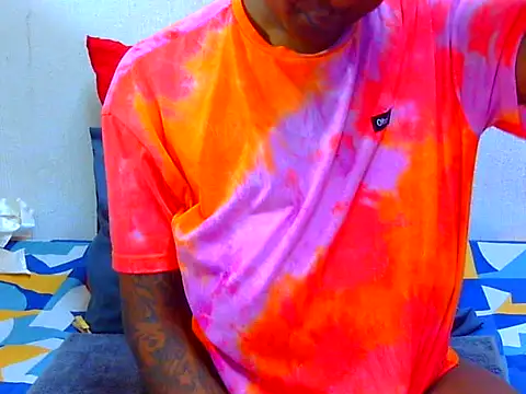 Tattooedgoddess33 online show from 04/13/26, 05:22