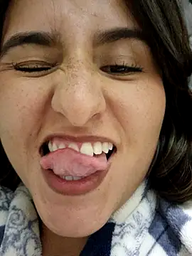 rafaella stefano online show from 04/04/26, 02:18