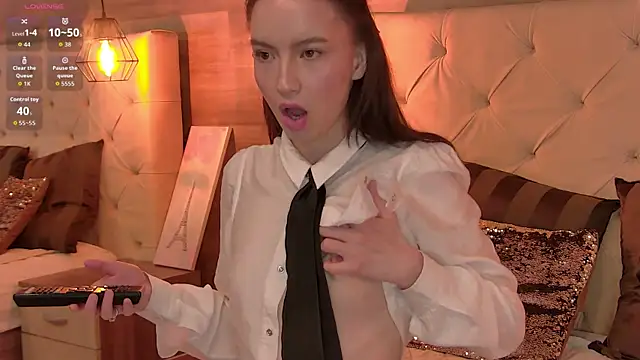 MonaHicks online show from 03/17/26, 11:08