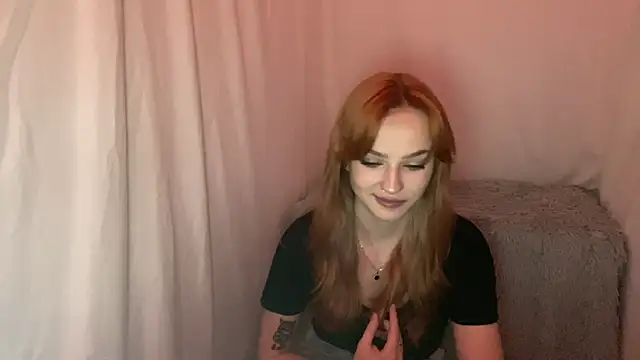 EvaKapnist online show from 04/30/26, 08:49