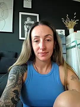 NicoleKaiser online show from 04/07/26, 05:04