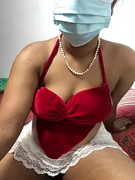 Snapshot of honeyi_babe chatting on 06/20/26, 02:55 honeyi babe online show from 06/20/26, 02:55