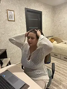 Snapshot of AgathaMyers chatting on 03/24/26, 03:01 AgathaMyers online show from 03/24/26, 03:01