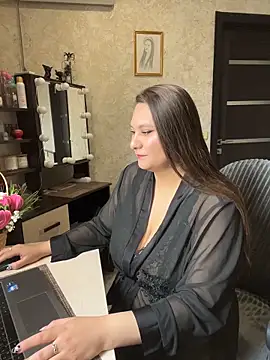 Snapshot of AgathaMyers chatting on 04/11/26, 07:05 AgathaMyers online show from 04/11/26, 07:05