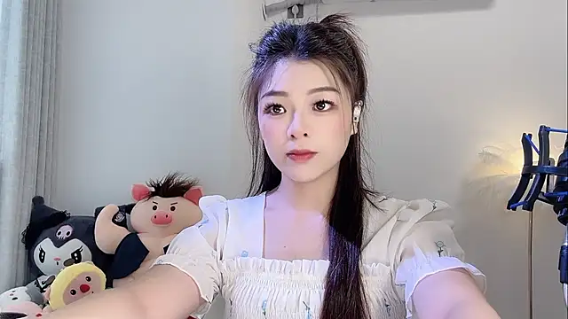 Snapshot of forzen520 chatting on 04/08/26, 12:01 forzen520 online show from 04/08/26, 12:01