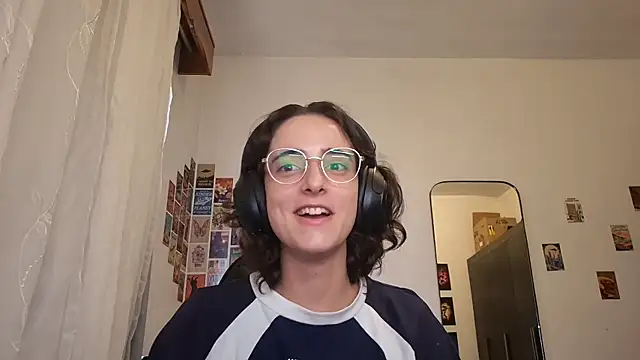 Snapshot of SanjuanaEytchison chatting on 03/25/26, 10:25 SanjuanaEytchison online show from 03/25/26, 10:25